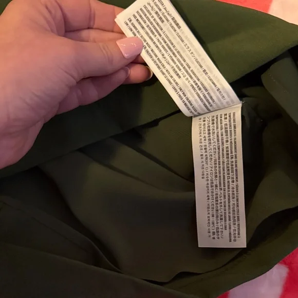 Abercrombie and Fitch Sleeveless Dark Olive Green Shift Dress with Black Belt - Picture 3 of 6